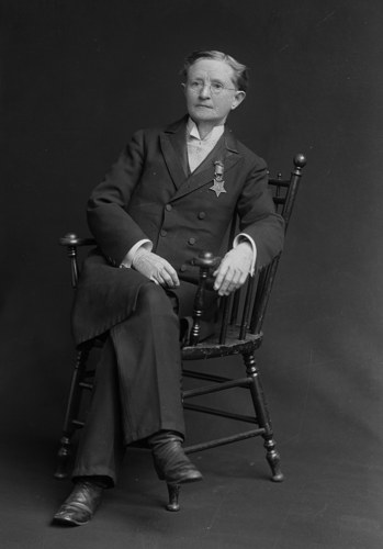 Portrait of Mary Edwards Walker (public domain, via Wikimedia Commons)